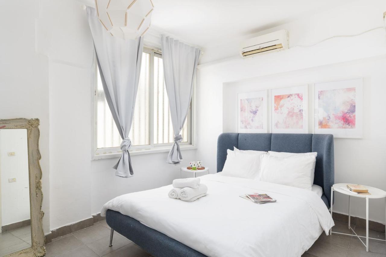 Sea View 2 Bedroom Apartment With Bomb Shelter Tel-Aviv Extérieur photo