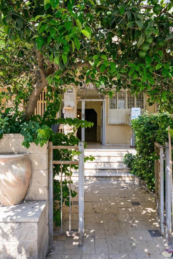 Sea View 2 Bedroom Apartment With Bomb Shelter Tel-Aviv Extérieur photo